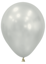 Load image into Gallery viewer, 415215 Silk Oyster White 11&quot; Round (50ct)
