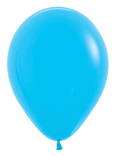 Load image into Gallery viewer, 220666 Fashion Blue 9&quot; Round (50ct)
