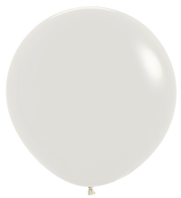 Load image into Gallery viewer, 59508 Pastel Dusk Cream 24&quot; Round (10ct)
