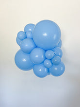 Load image into Gallery viewer, 15021 Tuftex Baby Blue 5&quot; Round (50ct)
