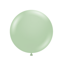 Load image into Gallery viewer, 17056 Tuftex Meadow 17&quot; Round (50ct)

