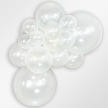 Load image into Gallery viewer, 56011 Crystal Clear 36&quot; Round (1ct)
