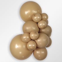 Load image into Gallery viewer, 386898 Fashion Latte 11&quot; Round (50ct)
