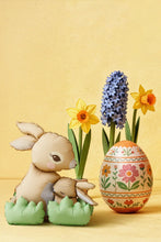 Load image into Gallery viewer, FB402 Standing Bunnies
