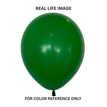 Load image into Gallery viewer, 404226 Fashion Shamrock Green 9&quot; Round (50ct)
