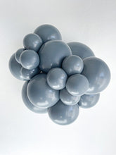 Load image into Gallery viewer, 15080 Tuftex Gray Smoke 5&quot; Round (50ct)
