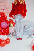 Load image into Gallery viewer, PIN10 Lipstick Piñata
