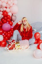 Load image into Gallery viewer, PIN10 Lipstick Piñata
