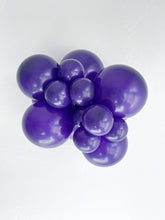 Load image into Gallery viewer, 15079 Tuftex Plum Purple 5&quot; Round (50ct)
