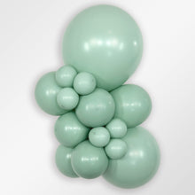 Load image into Gallery viewer, 415406 Pastel Dusk Green Tea 11&quot; Round (50ct)
